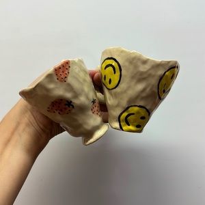 2 HANDMADE CUPS BY GERMAN ARTIST SISI!